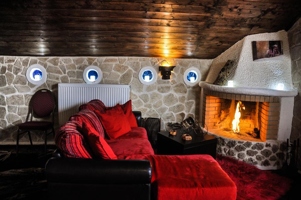 Anilia Guesthouse Synikia Mesi Trikalon Room photo