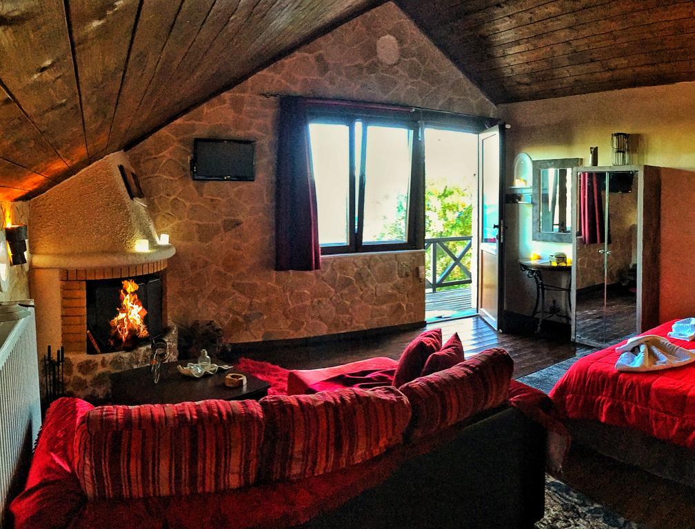 Anilia Guesthouse Synikia Mesi Trikalon Exterior photo